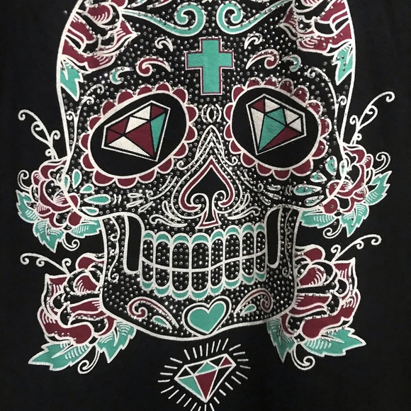 Rhinestuded Top - Picture 2 of 4